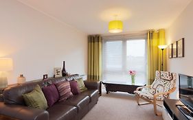 Logie Green Road Apartment